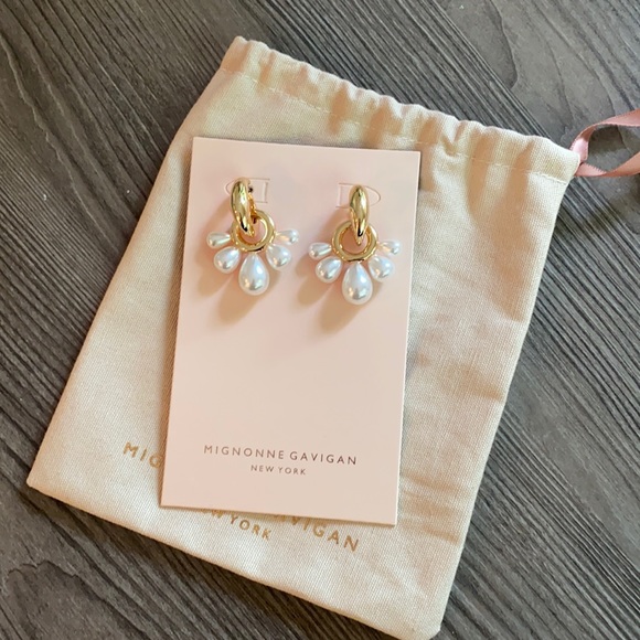 🌸NEW Mignonne Gavigan Margot Pearl Drop Earrings - Picture 3 of 5